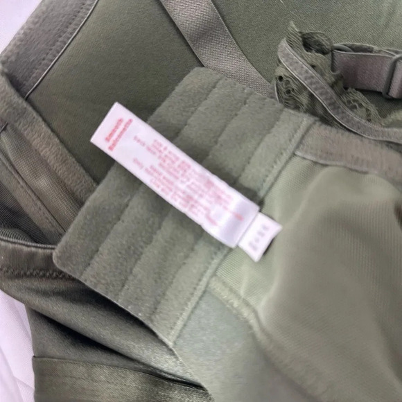 Cacique Olive Green Bra - Picture 11 of 11